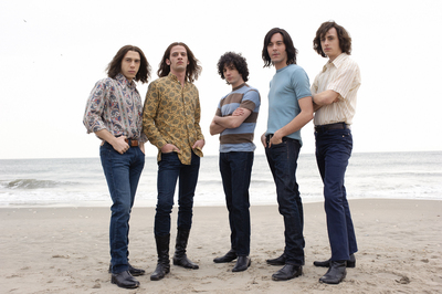 Not Fade Away (2012) 03
