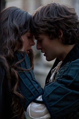 Romeo & Juliet (2013) 01
